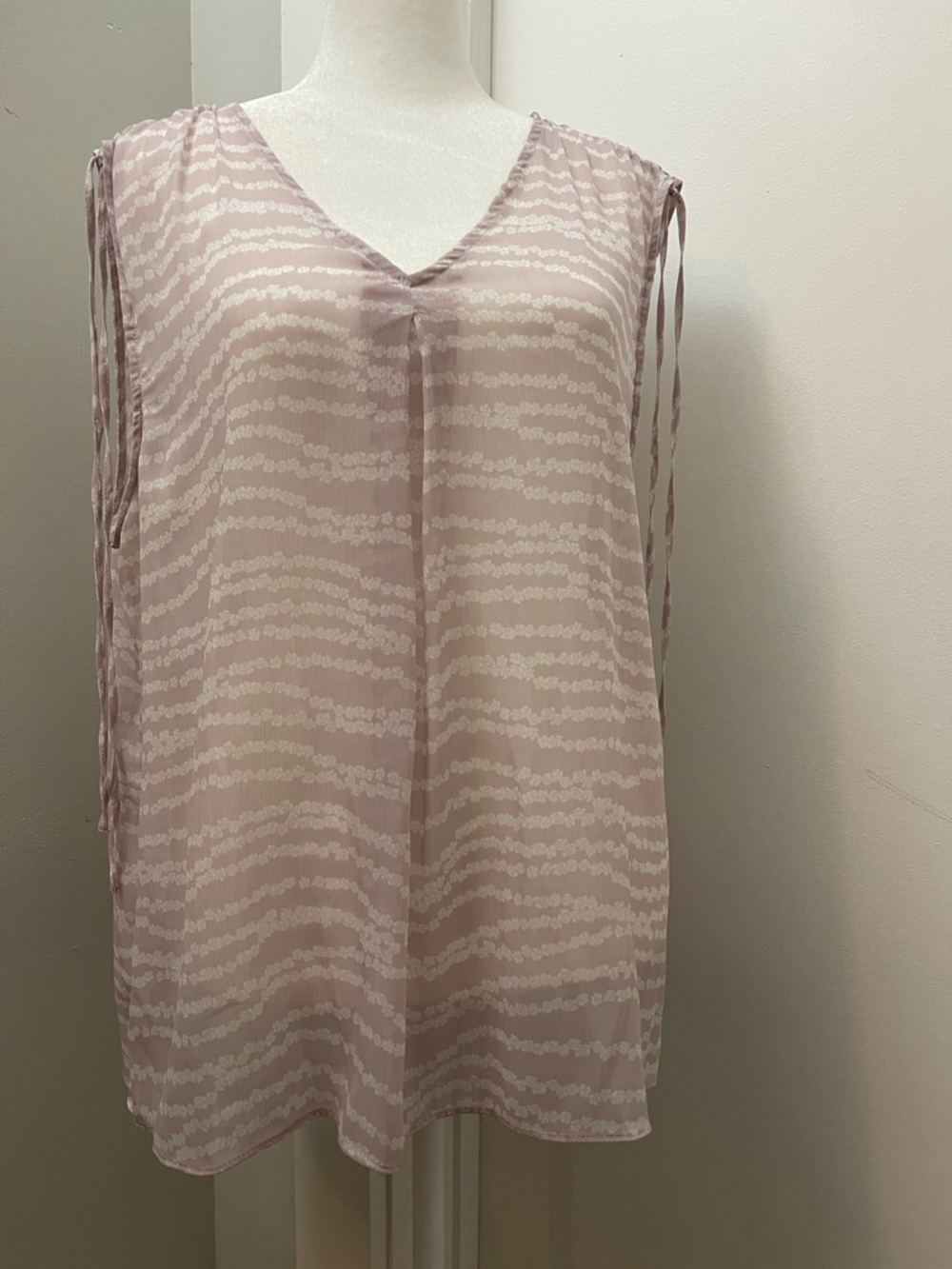 Vince Camuto Dusty Blush Sleeveless V-Neck Tunic